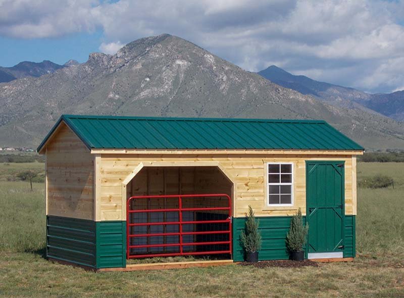 800×590 Homestead Horse Barn